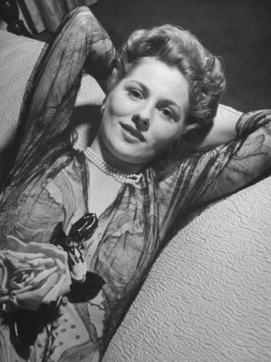 Joan Fontaine Poster Z1G914622