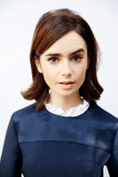 Lily Collins Poster Z1G917275