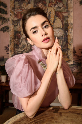 Lily Collins Poster Z1G974941