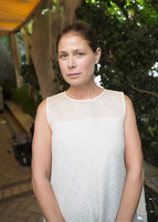 Maura Tierney Poster Z1G978194