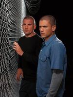 Prison Break movie poster (2005) t-shirt #MOV_22a7672d