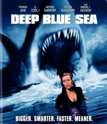 Deep Blue Sea movie poster (1999) Sweatshirt