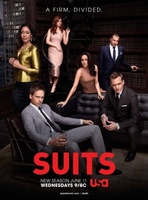 Suits movie poster (2011) t-shirt #MOV_5100817a