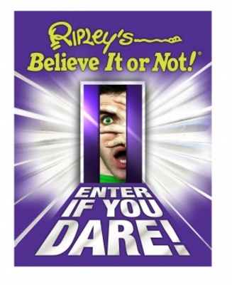 Ripley's Believe It or Not! movie poster (1999) mouse pad