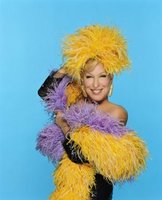 Bette Midler: The Showgirl Must Go On movie poster (2010) Poster MOV_f76f18f0
