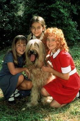 Annie: A Royal Adventure! movie poster (1995) poster